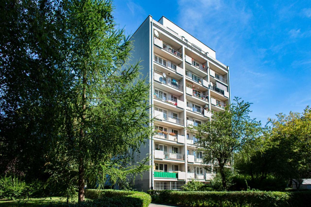First Central Apartments By Noclegi Renters Warschau Buitenkant foto