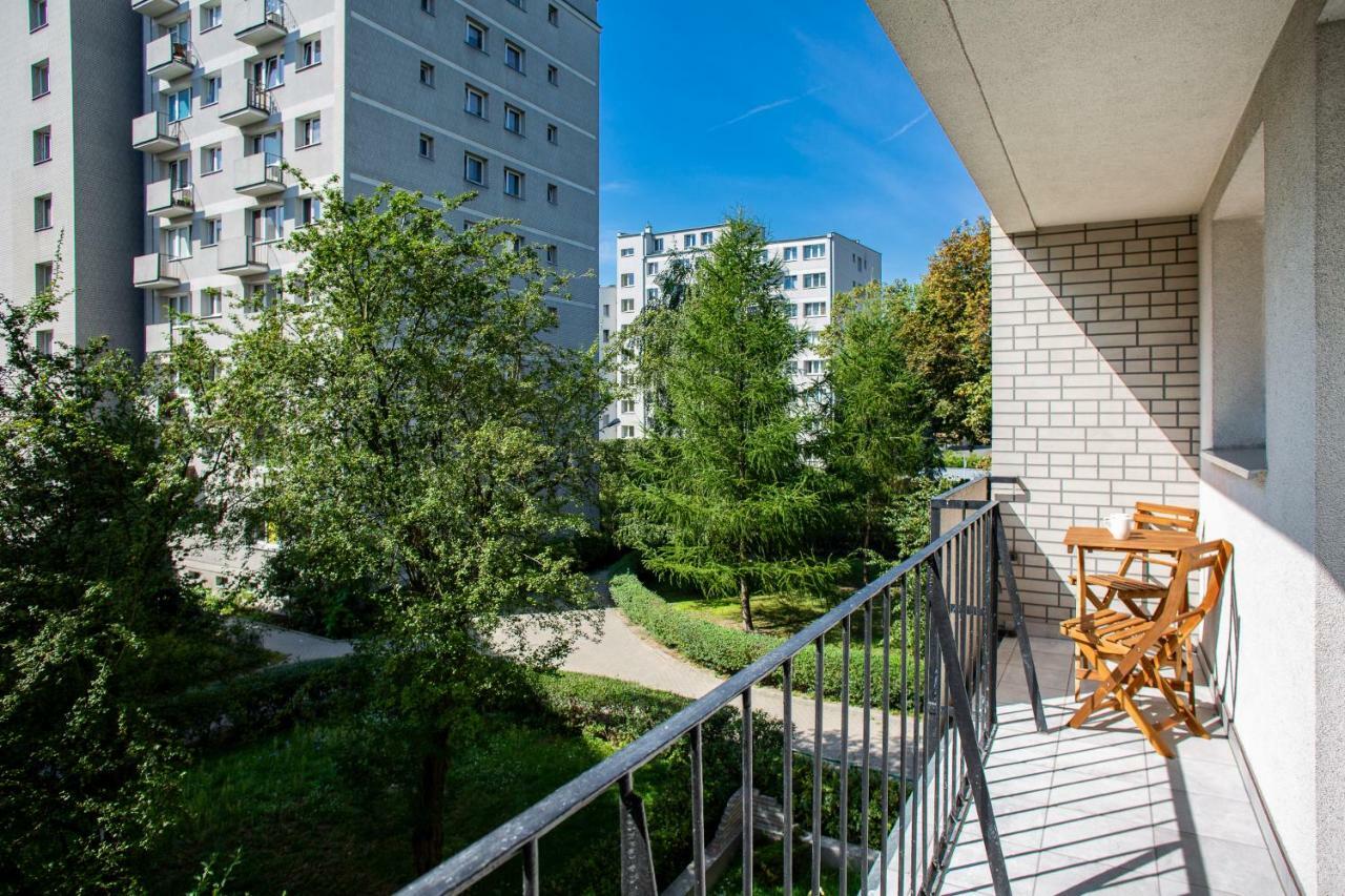 First Central Apartments By Noclegi Renters Warschau Buitenkant foto